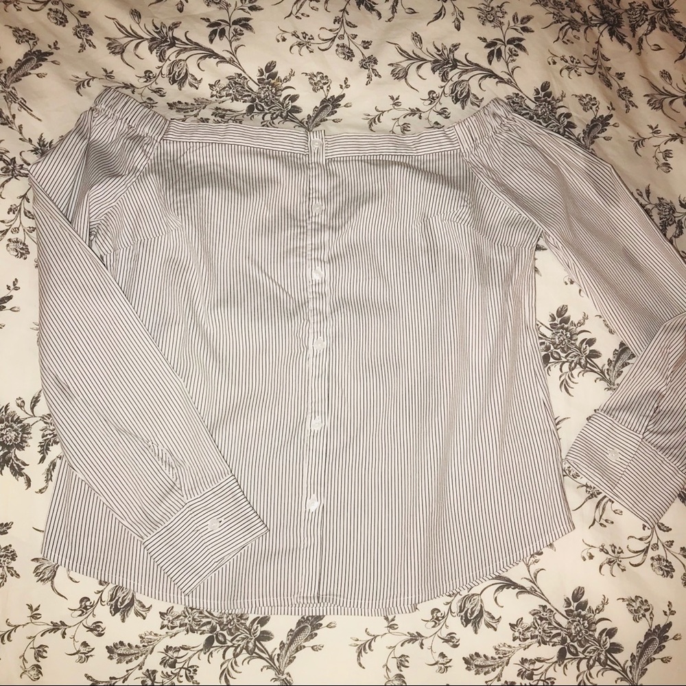 Express Striped Off-the-shoulder Button Down